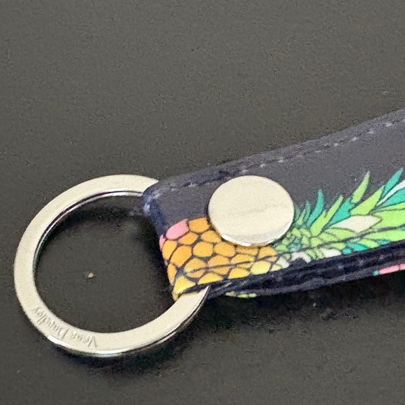 Vera Bradley vinyl key fob, chrome ring with snap shut fob - Picture 1 of 4